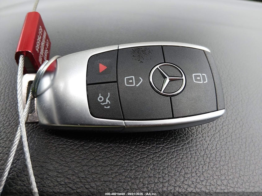 MERCEDES-BENZ C 300 - zdjęcie 11