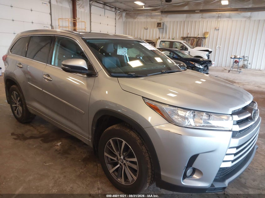 TOYOTA HIGHLANDER - zdjęcie 1
