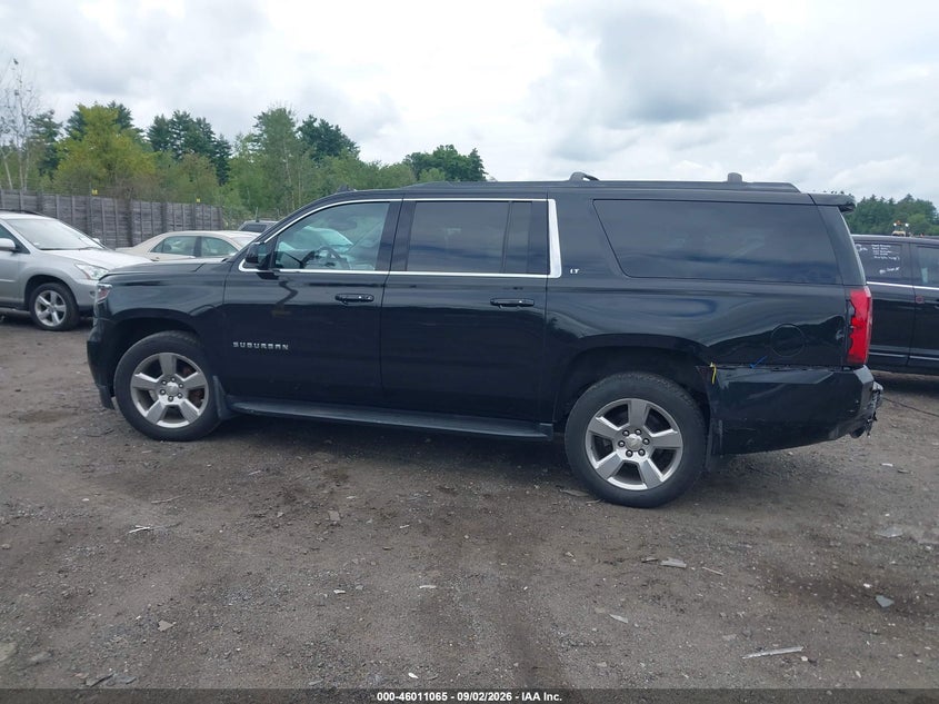 CHEVROLET SUBURBAN - zdjęcie 14