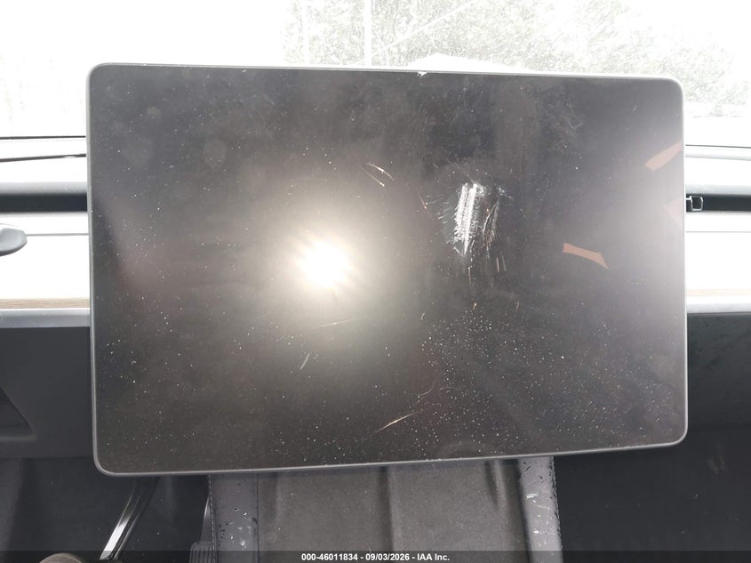 TESLA MODEL Y - zdjęcie 7
