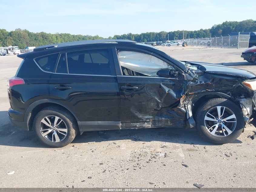 TOYOTA RAV4 - zdjęcie 13