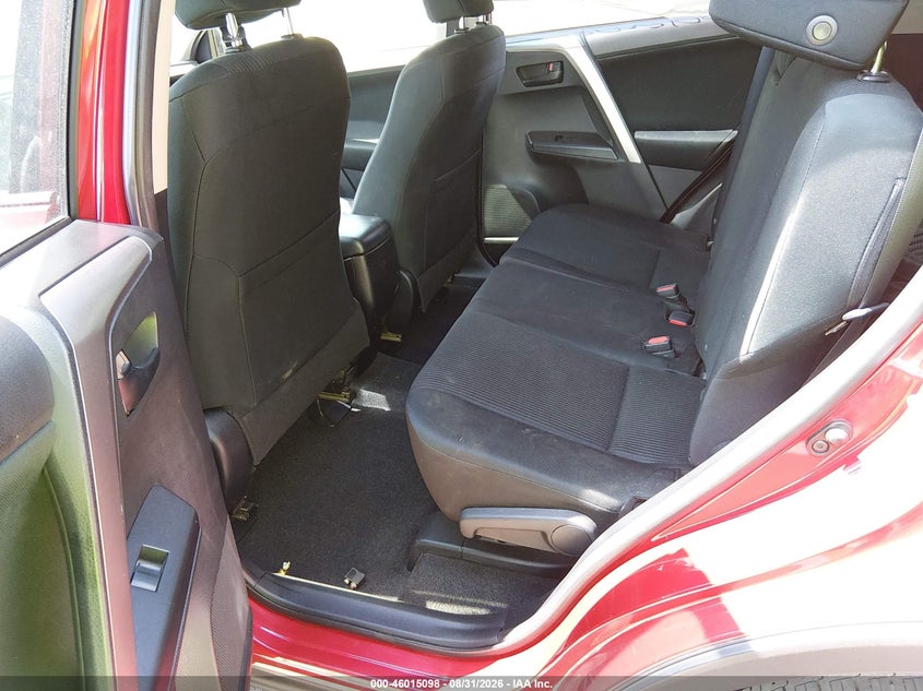 TOYOTA RAV4 - zdjęcie 8
