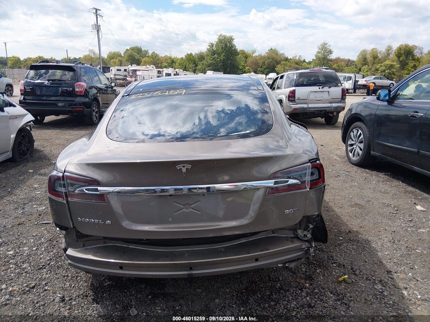 TESLA MODEL S - zdjęcie 17