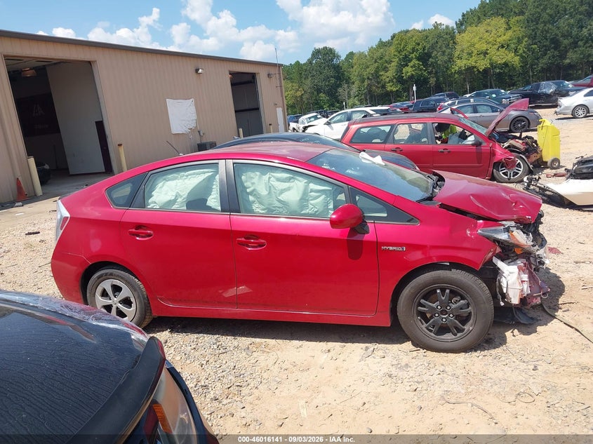 TOYOTA PRIUS - zdjęcie 14
