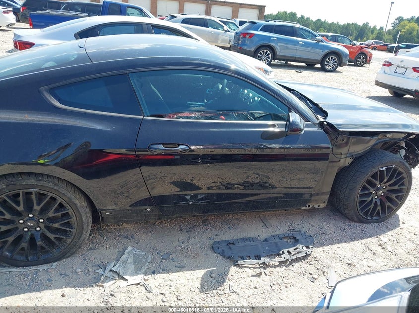 FORD MUSTANG - zdjęcie 13