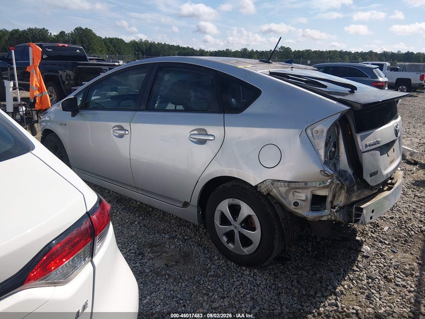 TOYOTA PRIUS - zdjęcie 3