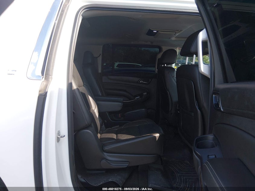 CHEVROLET SUBURBAN 1500 - zdjęcie 8