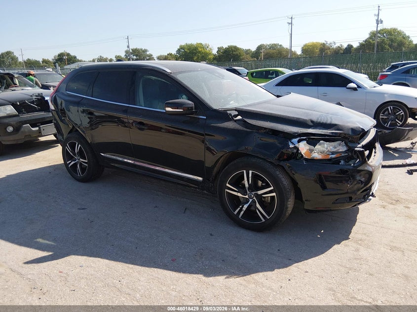 VOLVO XC60 - zdjęcie 1