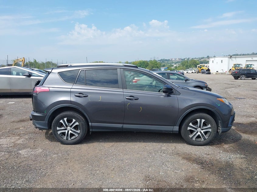 TOYOTA RAV4 - zdjęcie 13