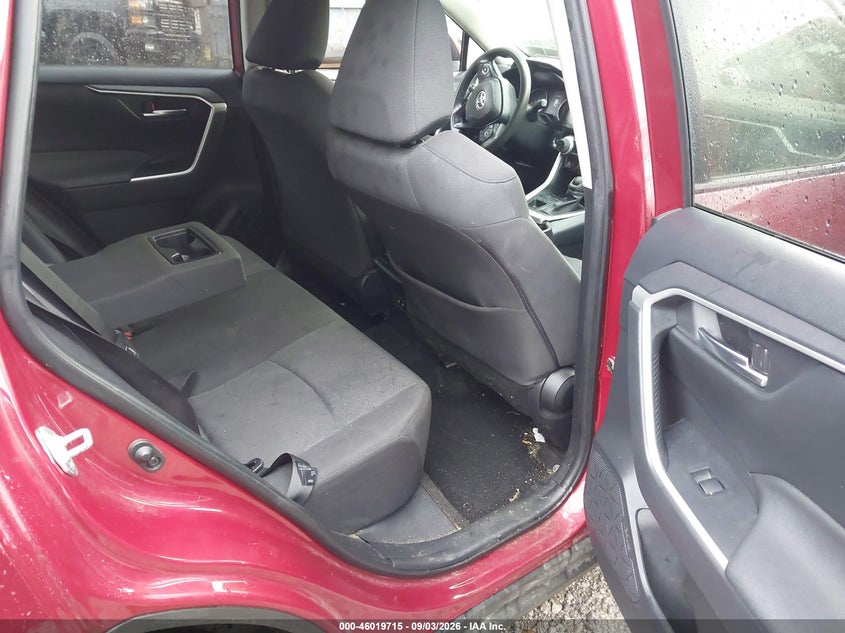 TOYOTA RAV4 - zdjęcie 8