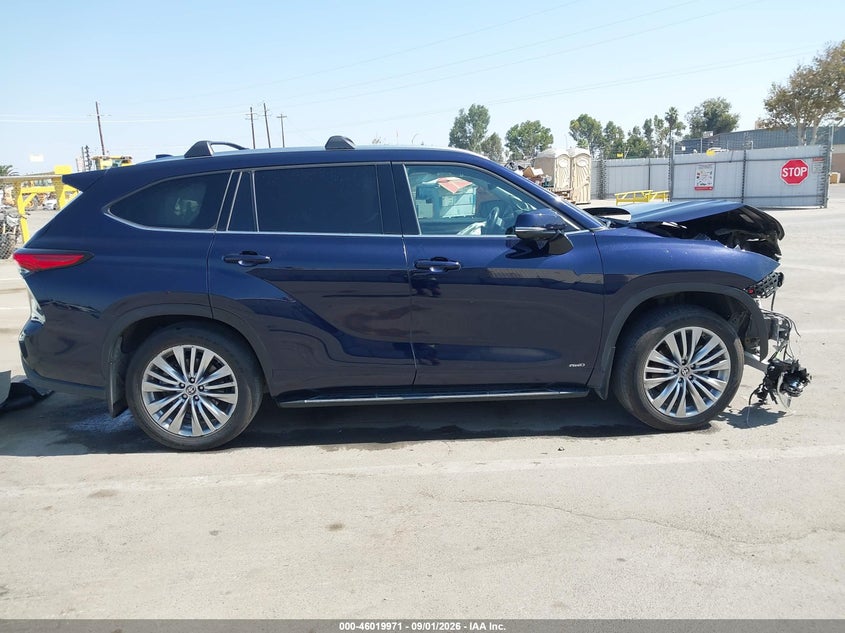 TOYOTA HIGHLANDER - zdjęcie 14