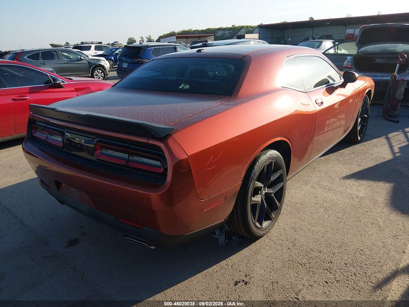 DODGE CHALLENGER - zdjęcie 4