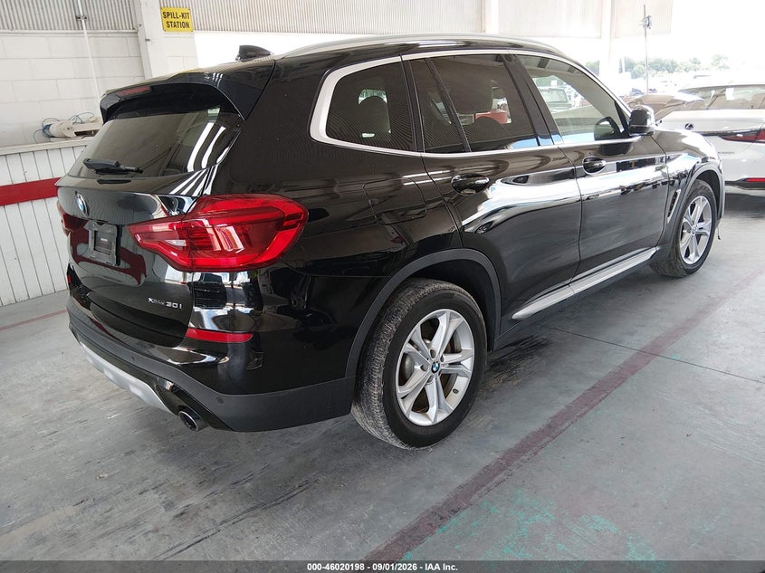 BMW X3 - zdjęcie 4