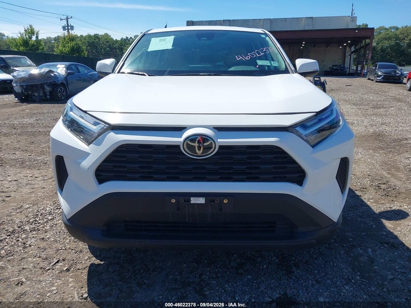 TOYOTA RAV4 - zdjęcie 12