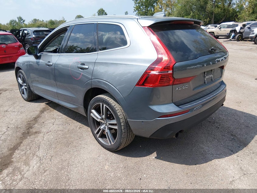 VOLVO XC60 - zdjęcie 3