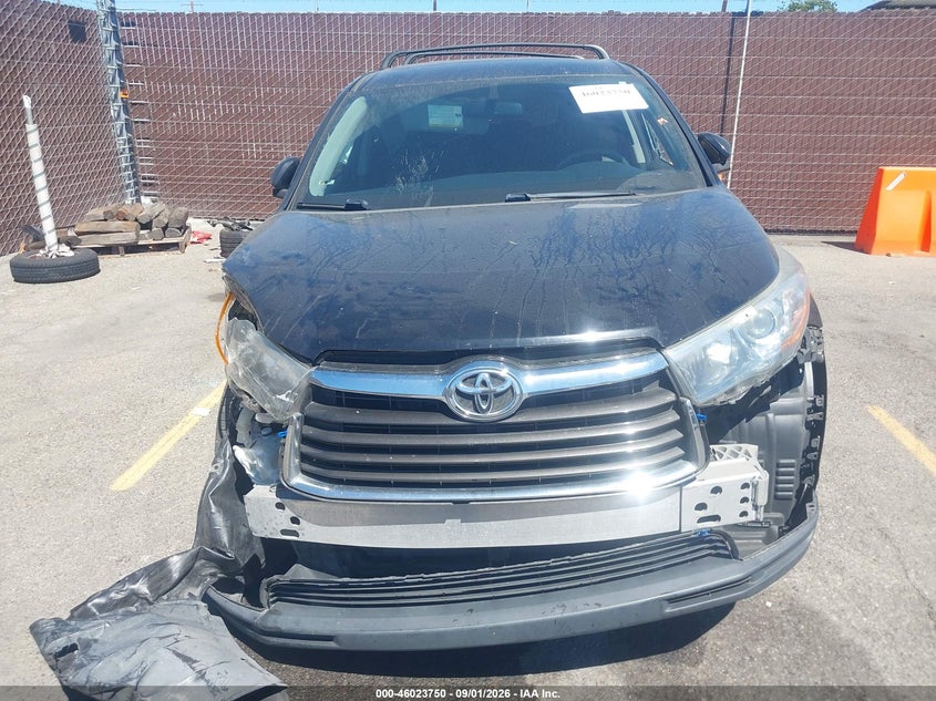 TOYOTA HIGHLANDER - zdjęcie 12