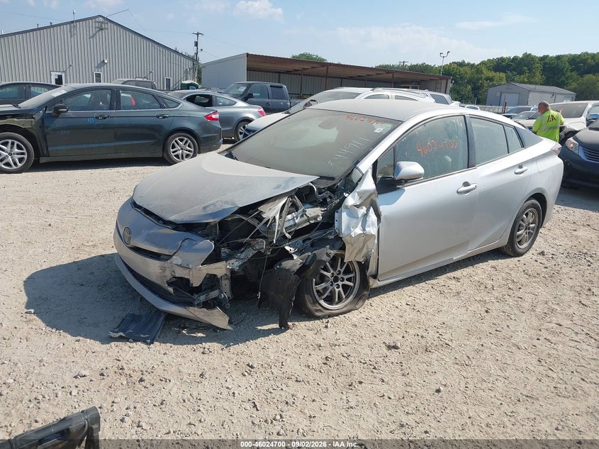 TOYOTA PRIUS - zdjęcie 2