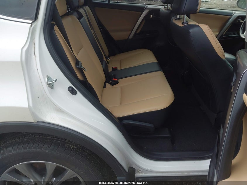 TOYOTA RAV4 - zdjęcie 8