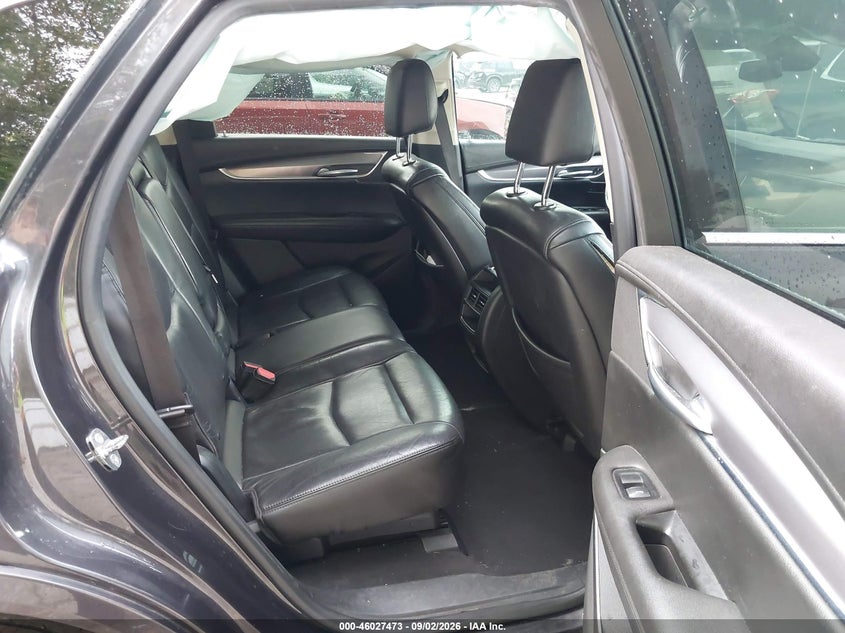 CADILLAC XT5 - zdjęcie 8