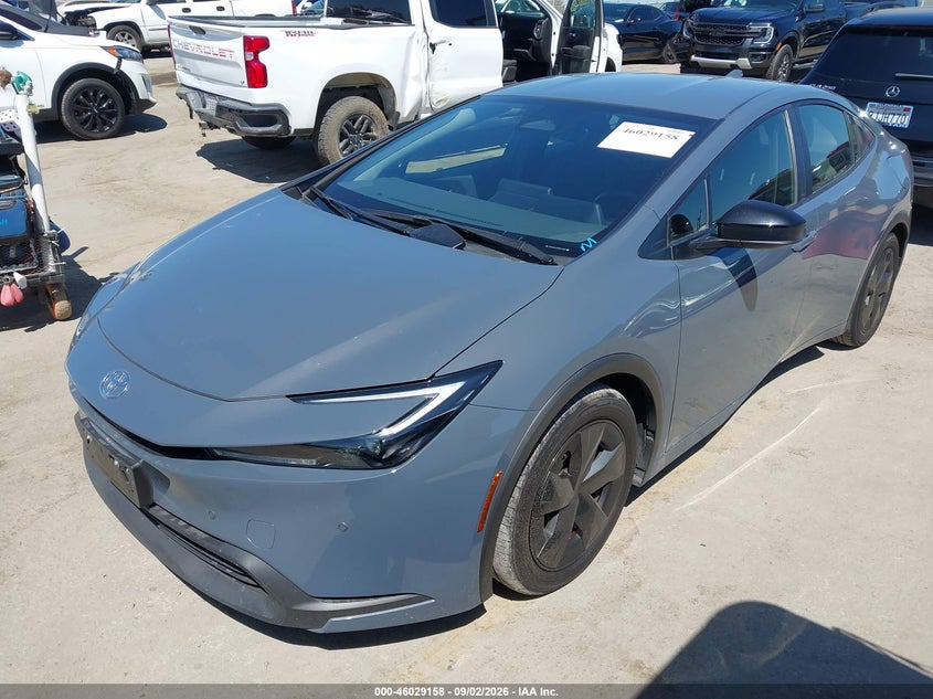 TOYOTA PRIUS - zdjęcie 2