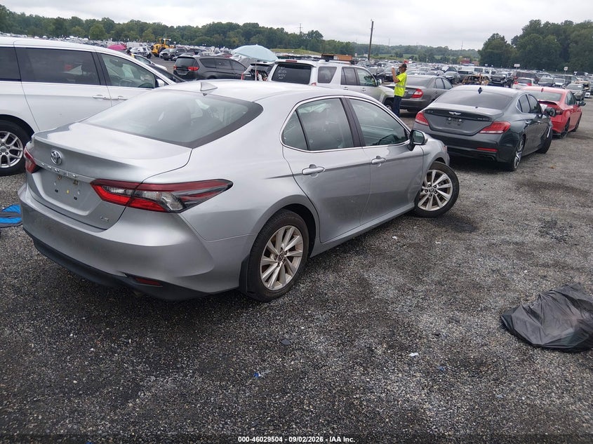 TOYOTA CAMRY - zdjęcie 4