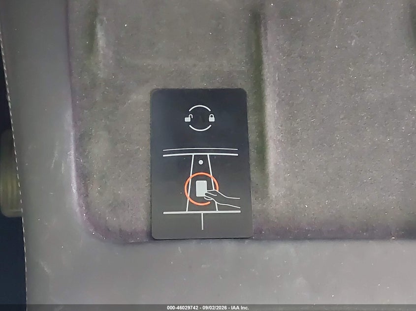 TESLA MODEL Y - zdjęcie 11