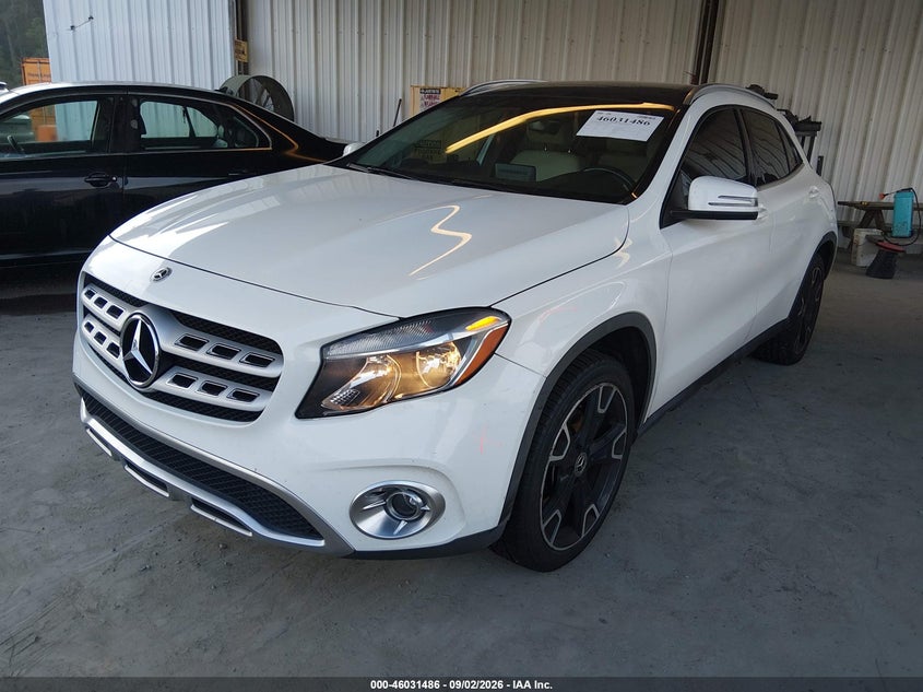 MERCEDES-BENZ GLA 250 - zdjęcie 2