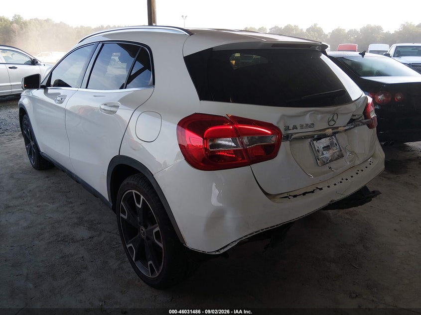 MERCEDES-BENZ GLA 250 - zdjęcie 3