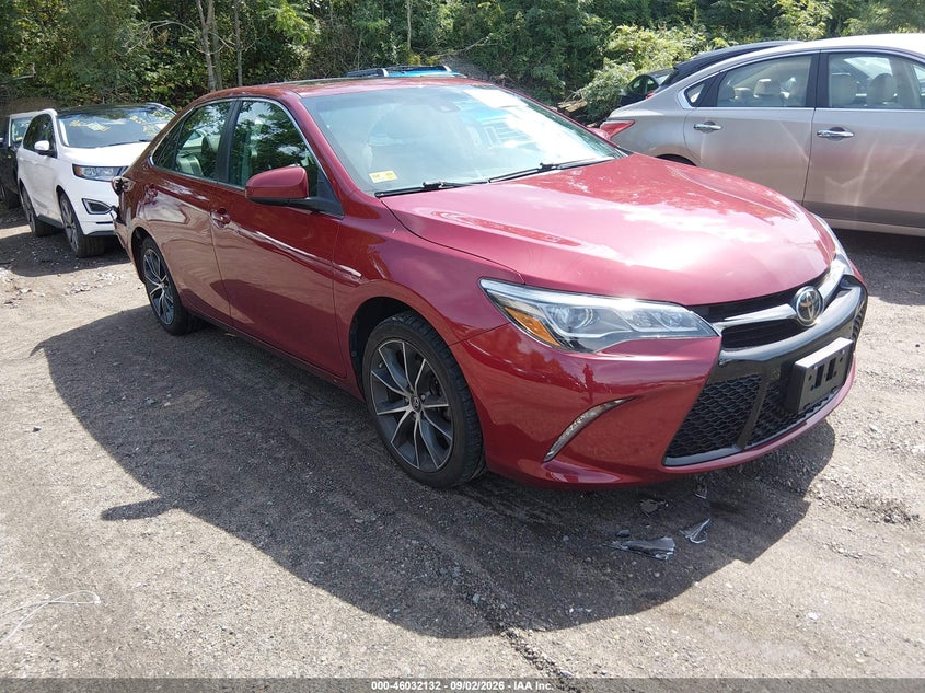 TOYOTA CAMRY - zdjęcie 1