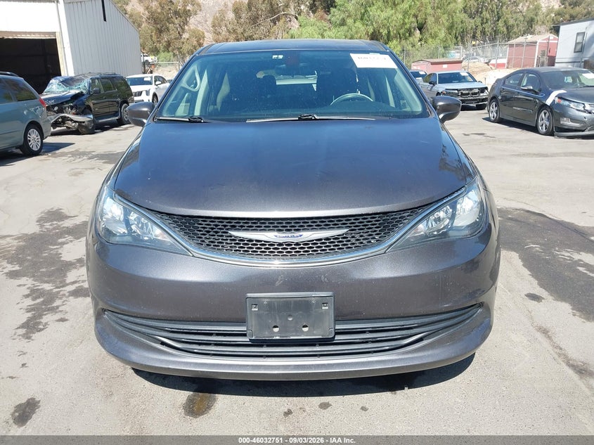 CHRYSLER PACIFICA - zdjęcie 12