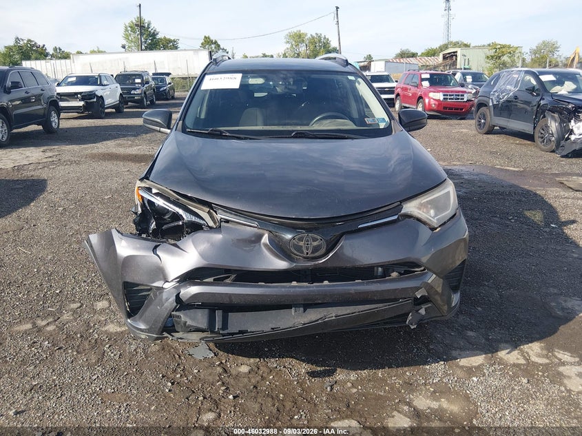TOYOTA RAV4 - zdjęcie 12