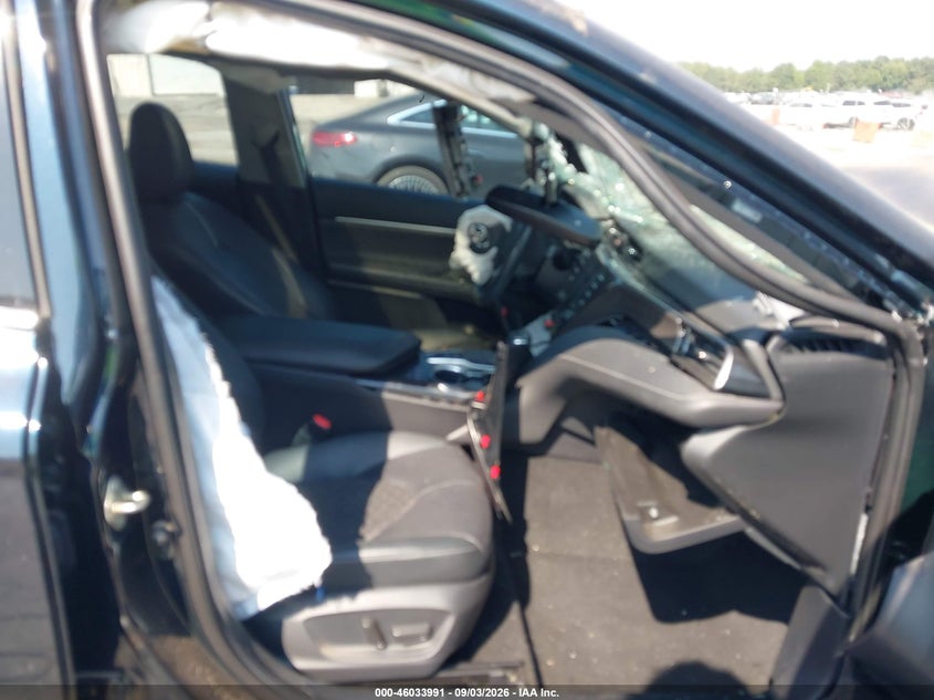TOYOTA CAMRY - zdjęcie 5