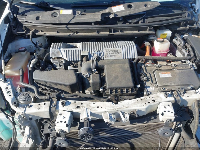 TOYOTA PRIUS - zdjęcie 10