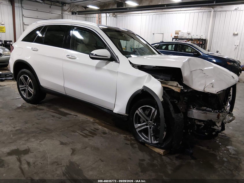 MERCEDES-BENZ GLC 300 - zdjęcie 1