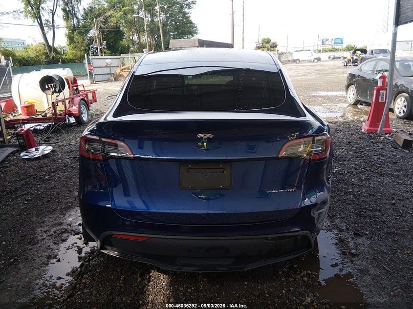 TESLA MODEL Y - zdjęcie 16