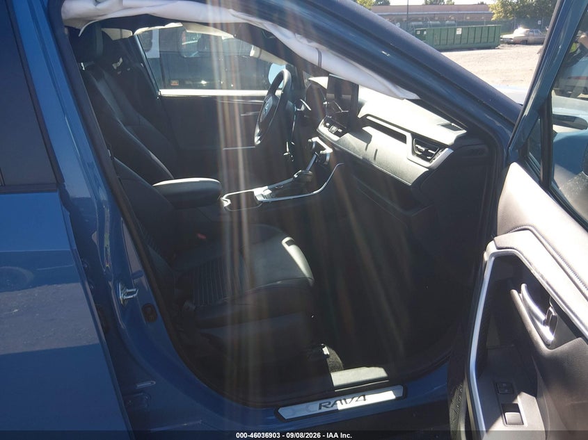 TOYOTA RAV4 HYBRID - zdjęcie 5