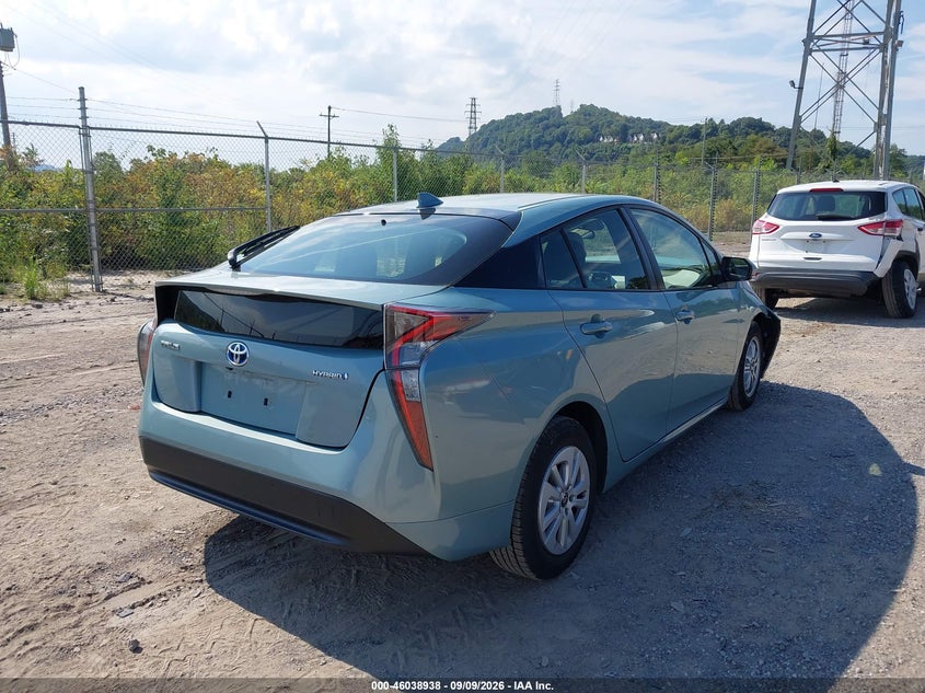 TOYOTA PRIUS - zdjęcie 4