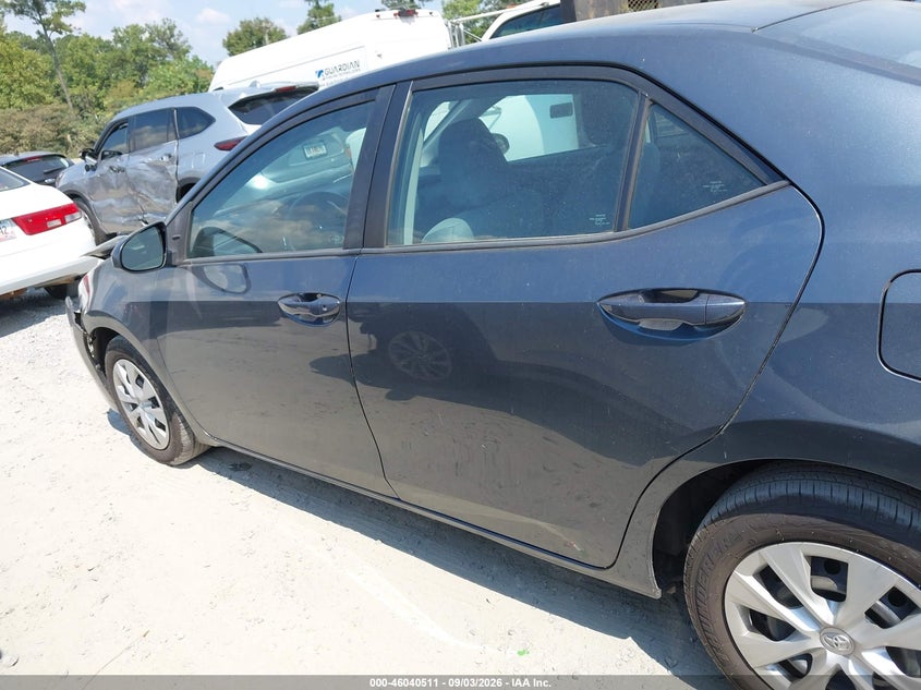 TOYOTA COROLLA - zdjęcie 14