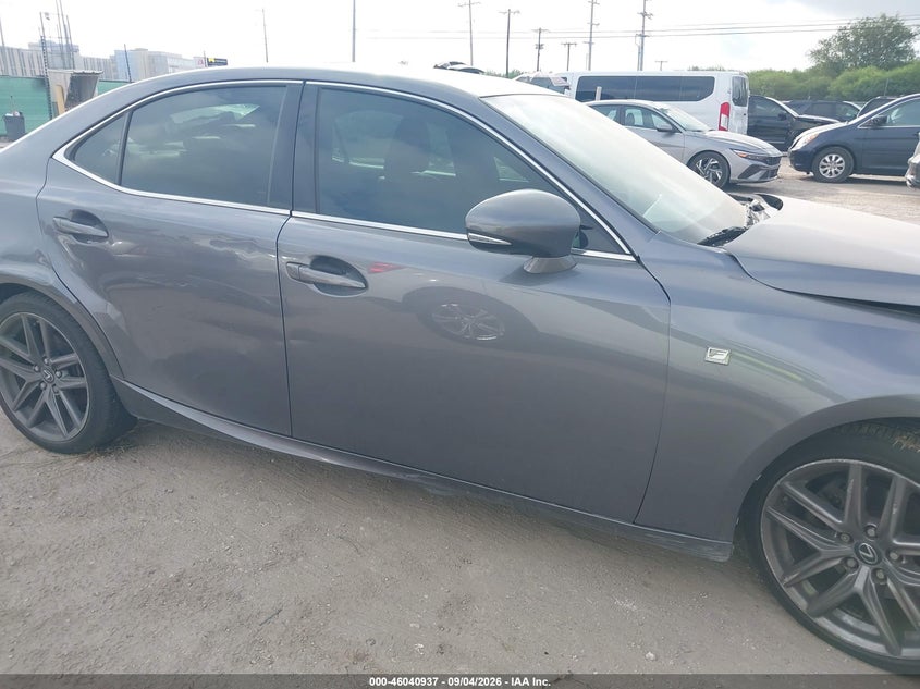 LEXUS IS 250 - zdjęcie 14
