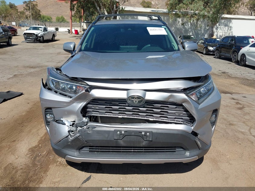 TOYOTA RAV4 - zdjęcie 12