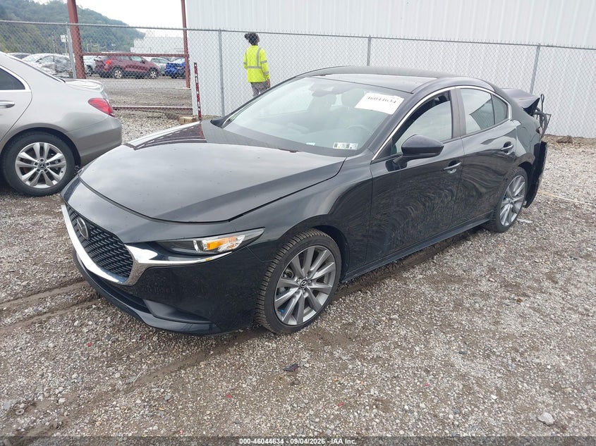 MAZDA MAZDA3 - zdjęcie 2
