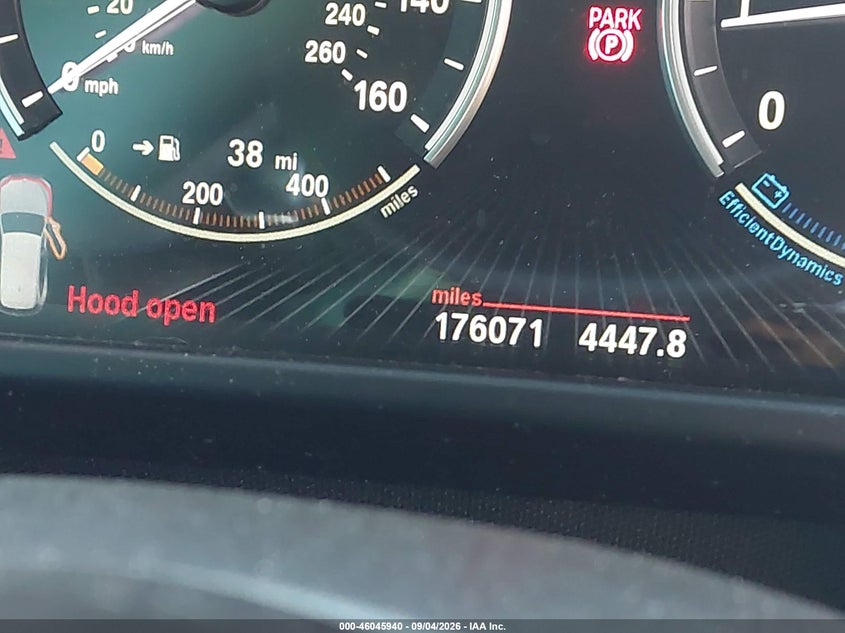 BMW X5 - zdjęcie 15