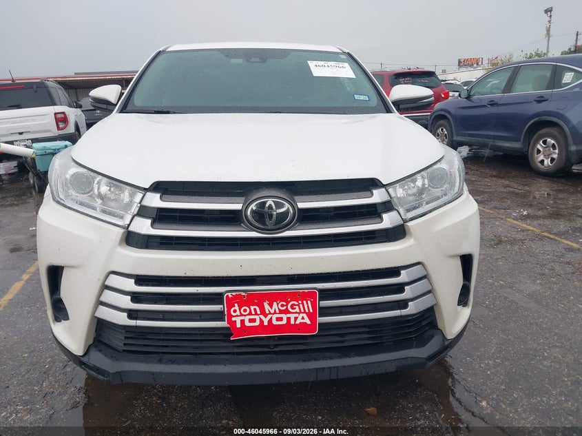 TOYOTA HIGHLANDER - zdjęcie 12