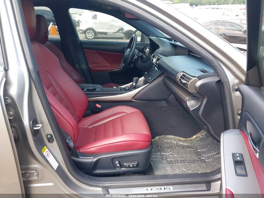 LEXUS IS 250 - zdjęcie 5