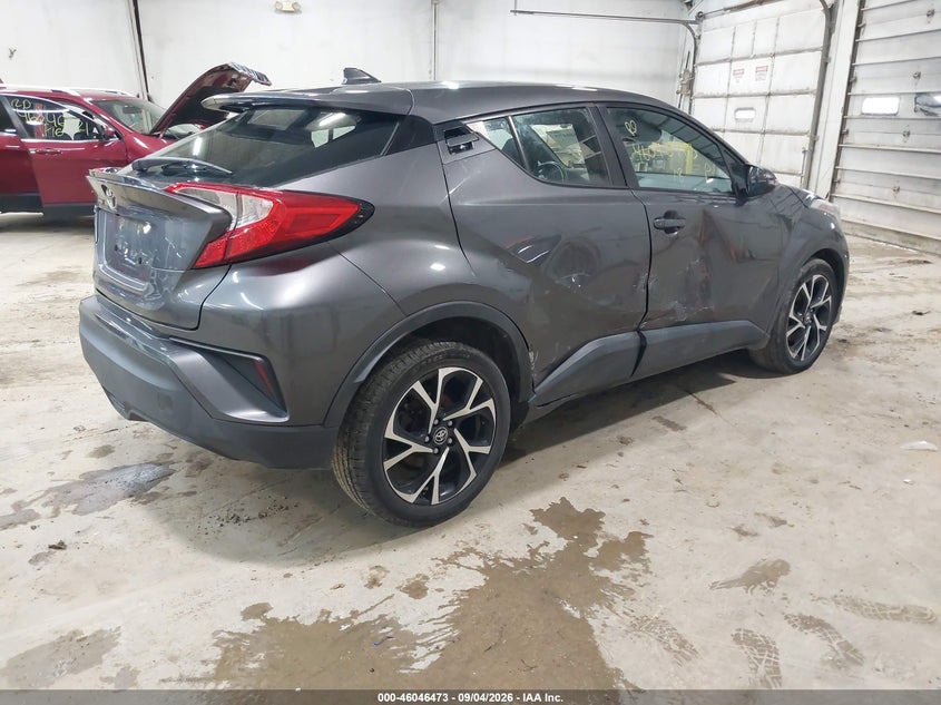 TOYOTA C-HR - zdjęcie 4
