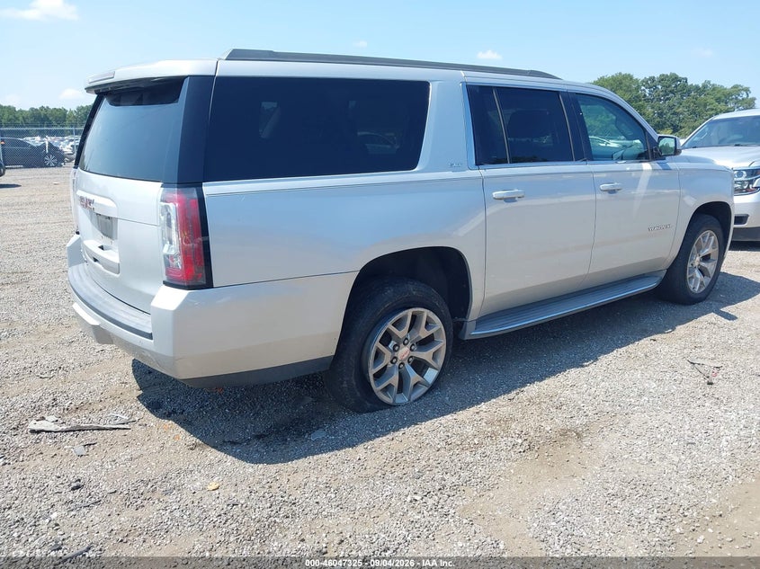 GMC YUKON XL 1500 - zdjęcie 4