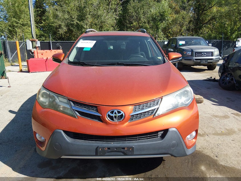 TOYOTA RAV4 - zdjęcie 12