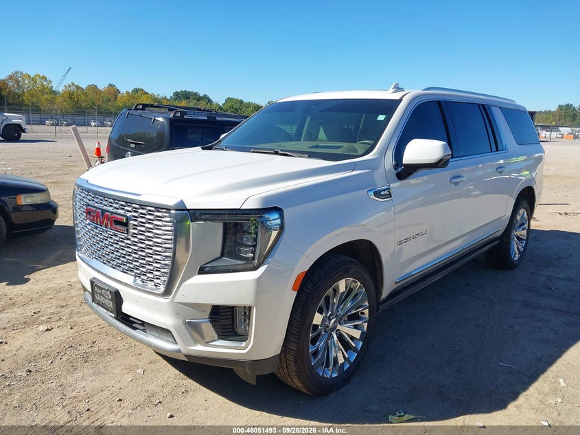 GMC YUKON XL - zdjęcie 2