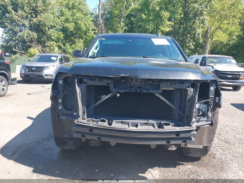 CHEVROLET SUBURBAN 1500 - zdjęcie 13