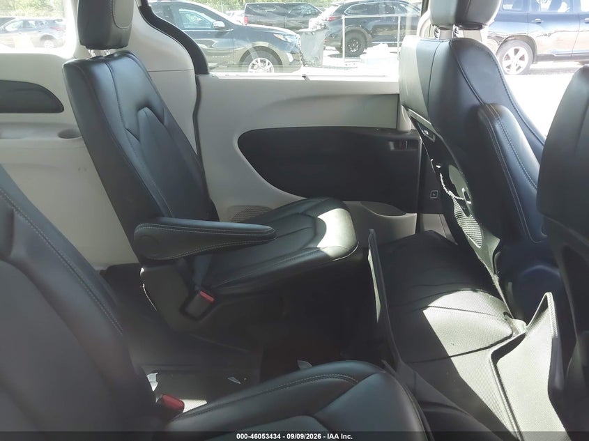 CHRYSLER PACIFICA - zdjęcie 8